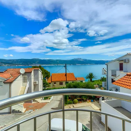 Villa Jela Trogir Exterior photo