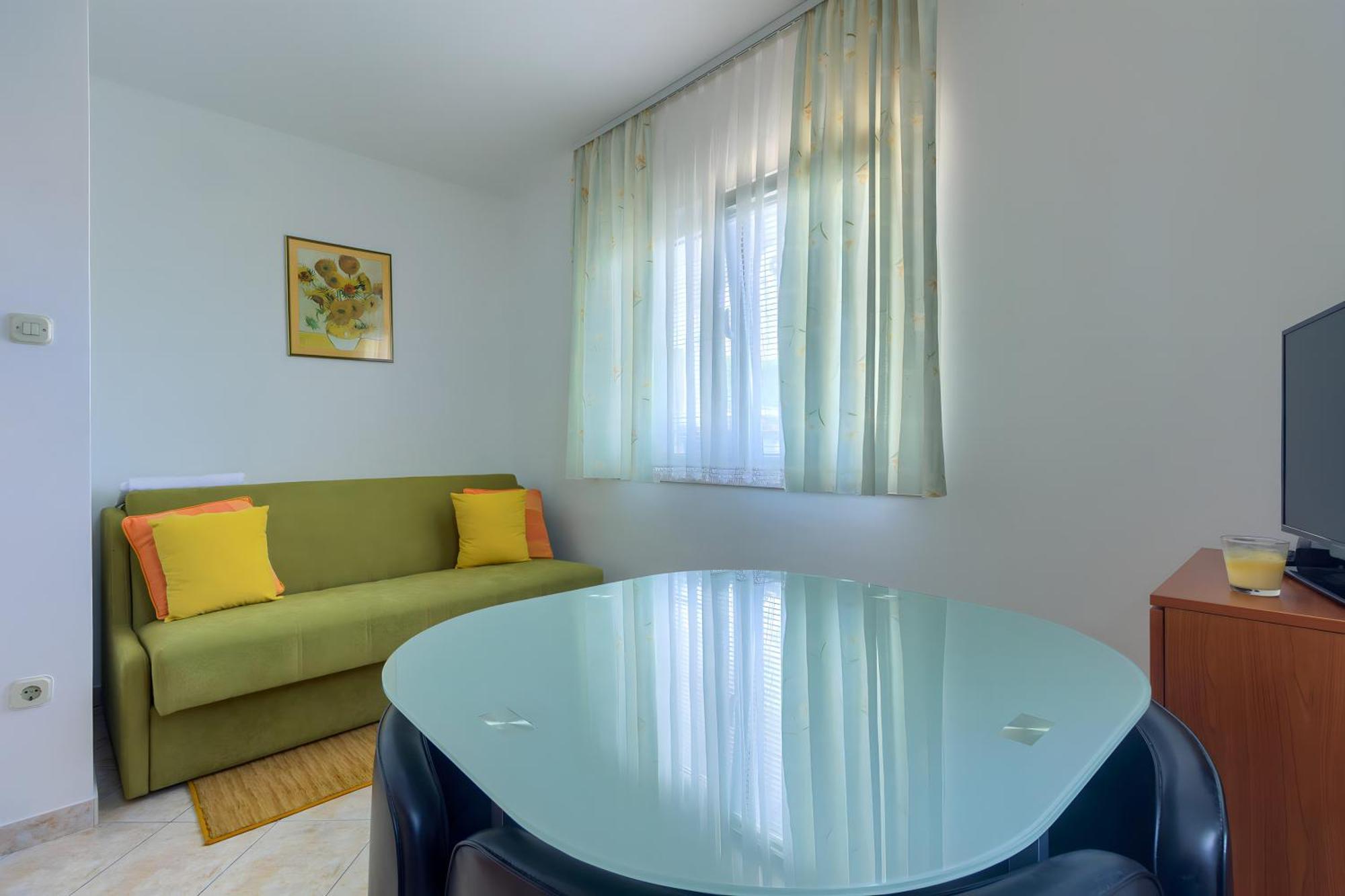 Apartment Jela