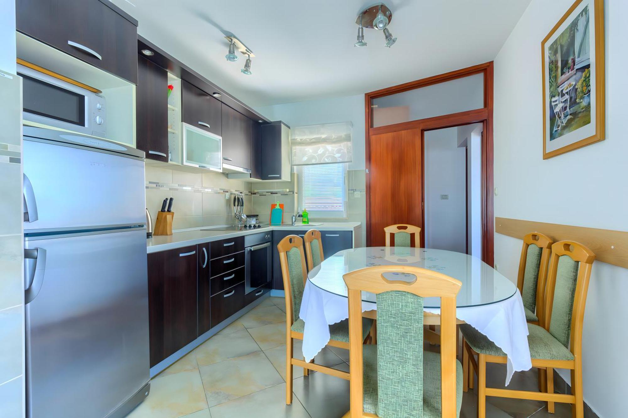 Apartment Jela